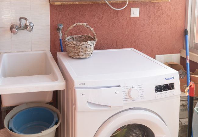 Ferienwohnung in Cullera - FERROBUS 1, BQ-1, ESC-1,18º-45 + PK 18 (Duplex) Ferienwohnung in Cullera - FERROBUS 1, BQ-1, ESC-1,18º-45 + PK 18 (Duplex)