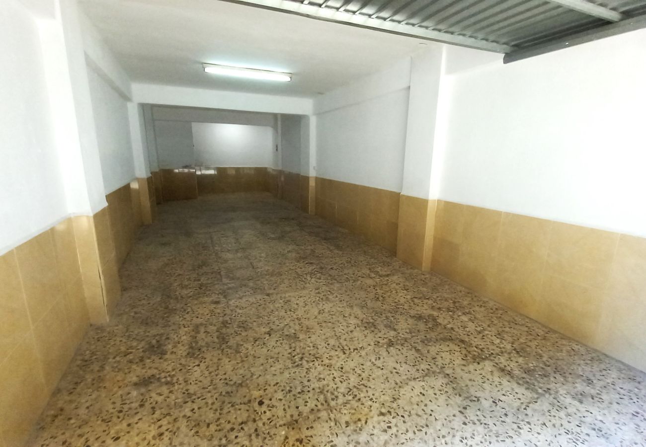 Гараж на Кульера / Cullera - CABINA MAR Y MONTAÑA LOCAL 13 Гараж на Кульера / Cullera - CABINA MAR Y MONTAÑA LOCAL 13