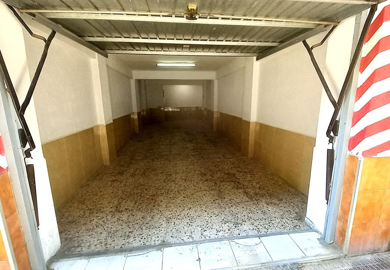 Гараж на Кульера / Cullera - CABINA MAR Y MONTAÑA LOCAL 13 Гараж на Кульера / Cullera - CABINA MAR Y MONTAÑA LOCAL 13